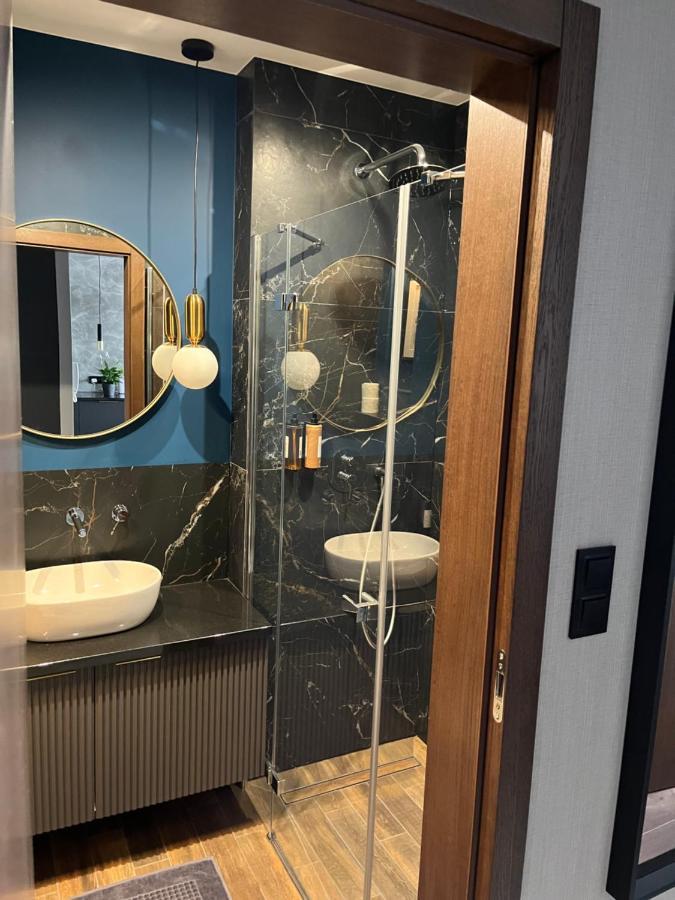Noche Apartamenty Premium Biała Podlaska Exteriör bild