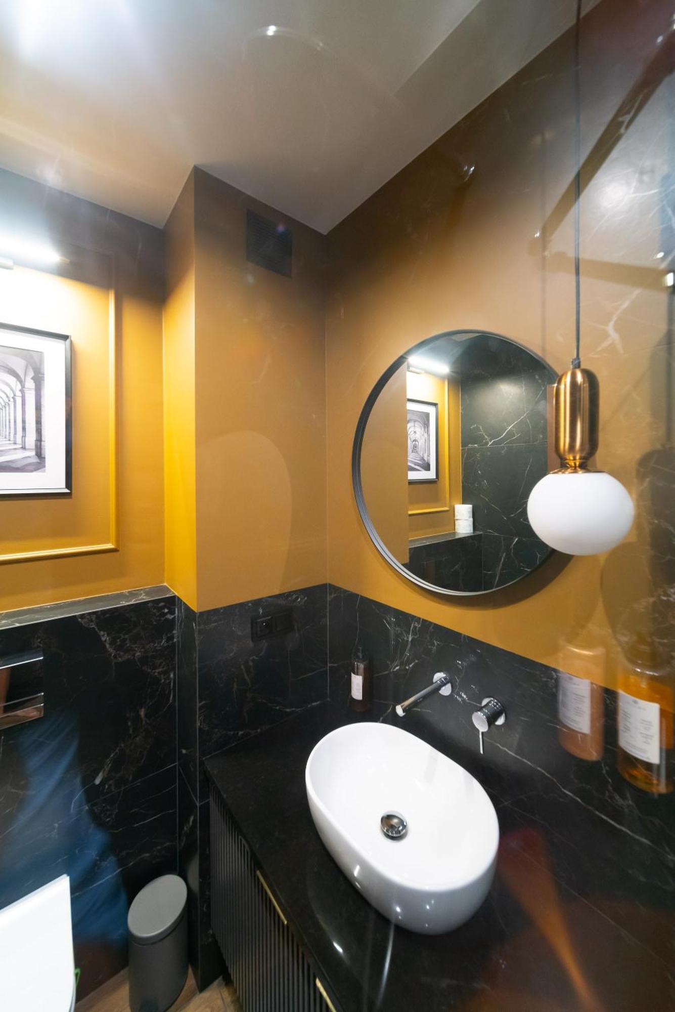 Noche Apartamenty Premium Biała Podlaska Exteriör bild