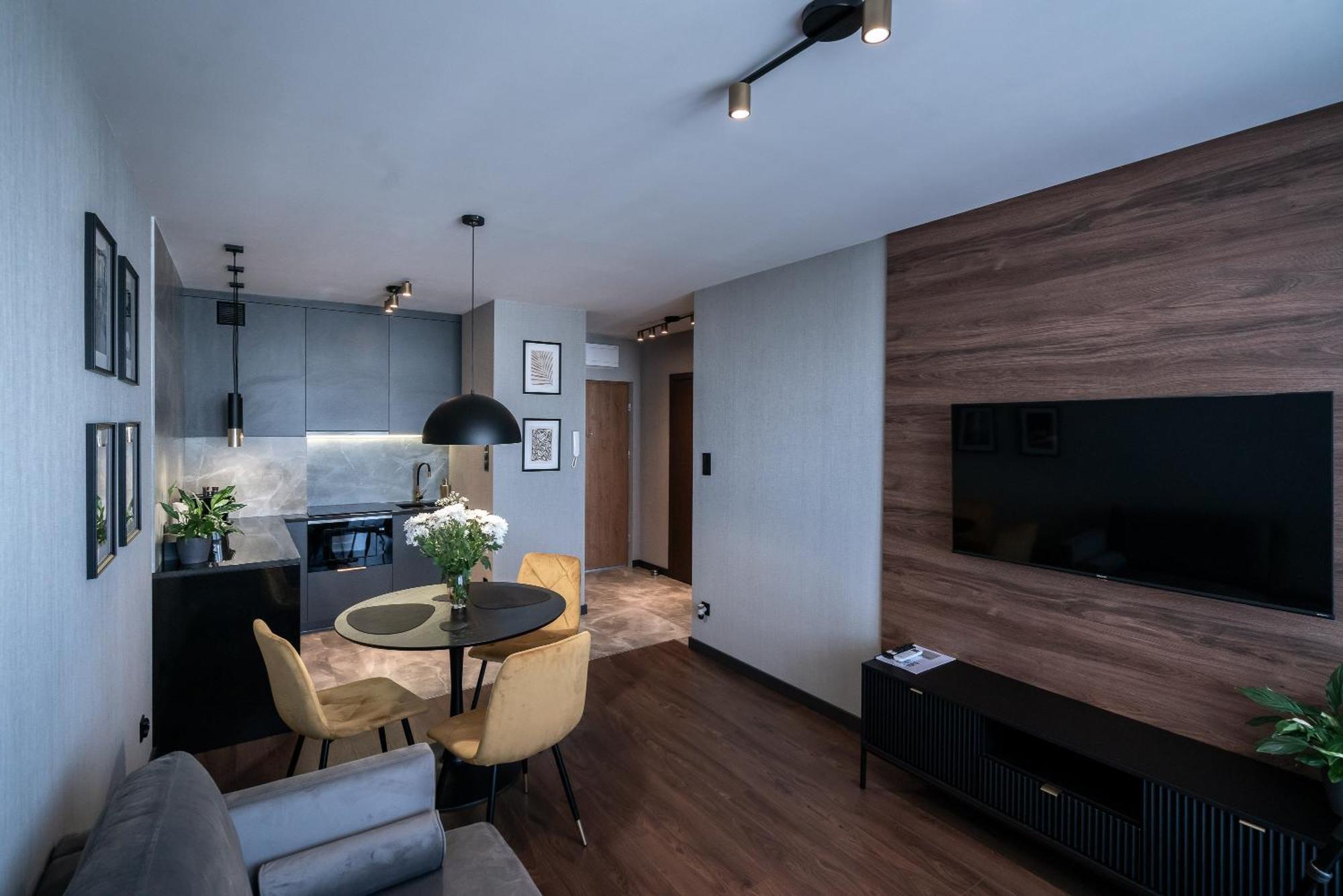 Noche Apartamenty Premium Biała Podlaska Exteriör bild